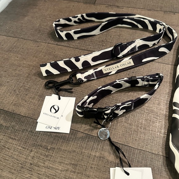 NWT Stella & Oscar rain coat & walking set abstract pattern comes with dust bag - Picture 2 of 4